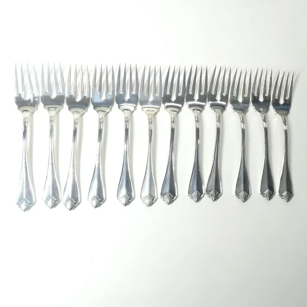 Oneida King James Flatware Set Silverplate 66pc Service for 12 Vintage